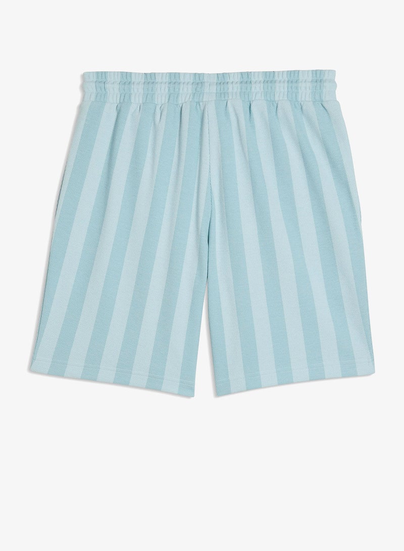 PUMA 8" Classic Shorts - Image 2